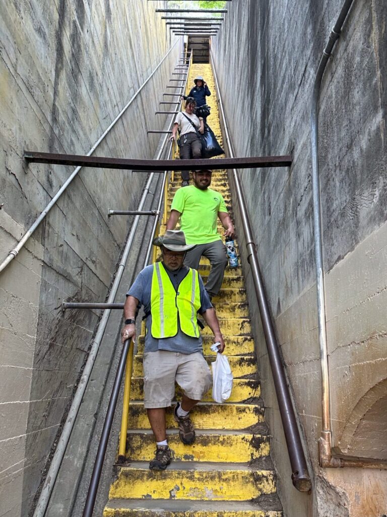 Leahi Summit Clean-Up